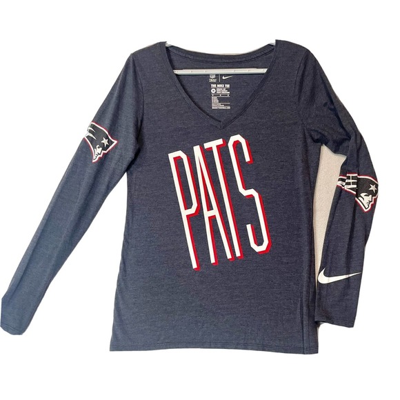NIKE NEW ENGLAND PATRIOTS WOMENS T- SHIRT SZ MEDIUM NFL ATHLETIC LONG SLEEVE - Picture 4 of 8